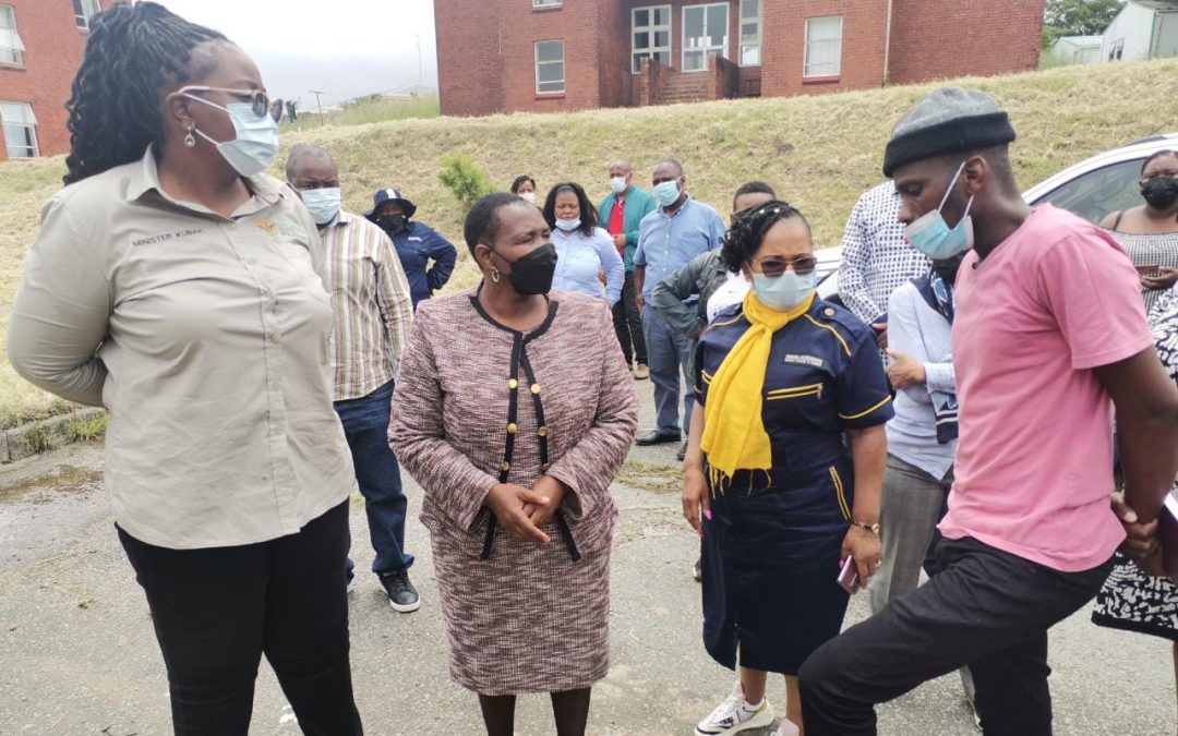 Minister of Human Settlements Mmamoloko Kubayi and Deputy Minister Pam Tshwete visiting the occupants who were placed in halls temporarily with the aim of moving them to better temporal shelters that cater to their privacy needs in the Eastern Cape’s Buffalo City Metropolitan Municipality.