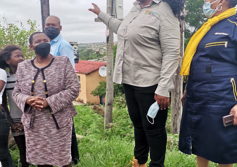Minister of Human Settlements Mmamoloko Kubayi and Deputy Minister Pam Tshwete visiting the occupants who were placed in halls temporarily with the aim of moving them to better temporal structures that cater to their privacy needs in the Eastern Cape’s Buffalo City Metropolitan Municipality.