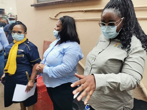 Minister of Human Settlements Mmamoloko Kubayi and Deputy Minister Pam Tshwete visiting parts of storm stricken disaster areas in the Eastern Cape’s Buffalo City Metropolitan Municipality.