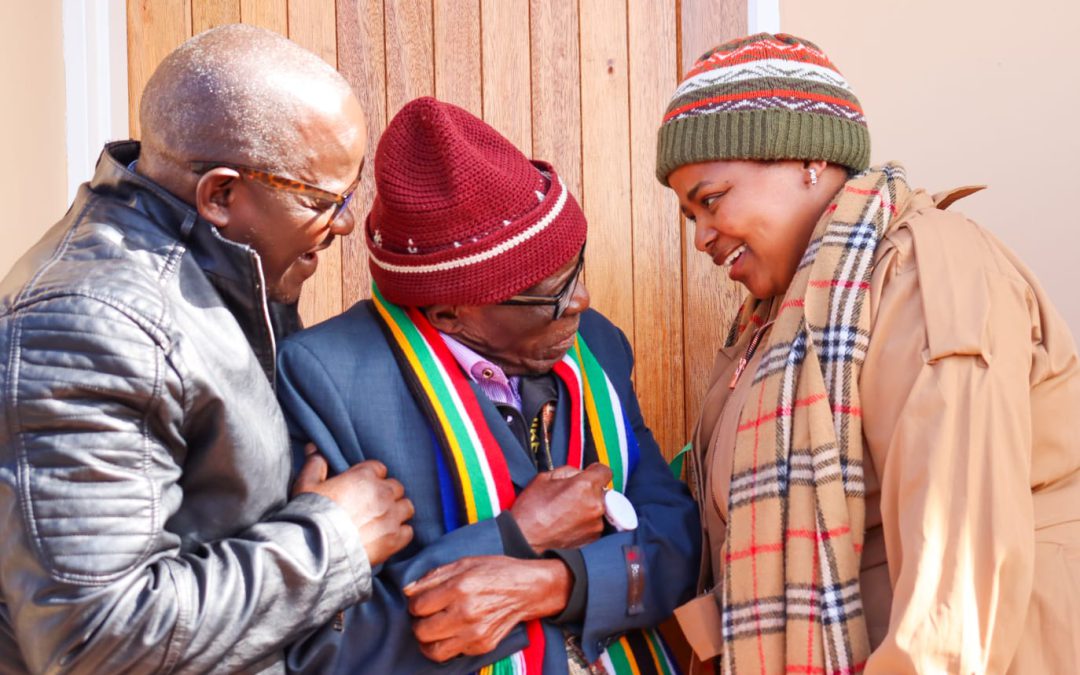 CENTENARIAN RECEIVES NEW HOME ON MANDELA DAY