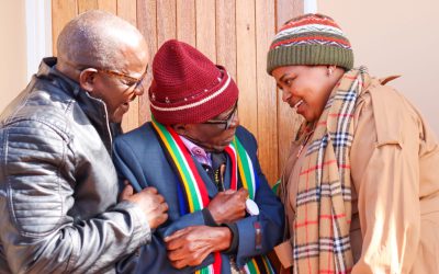 CENTENARIAN RECEIVES NEW HOME ON MANDELA DAY